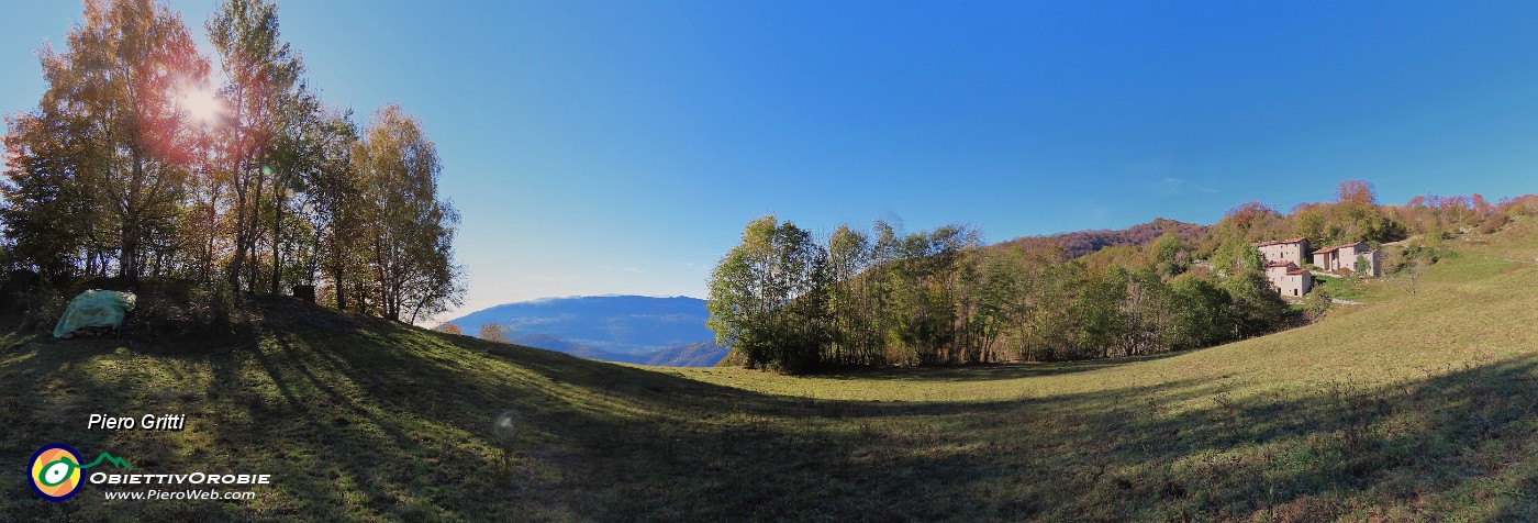 09 Vista panoramica sul Crosnello baciato dal sole.jpg